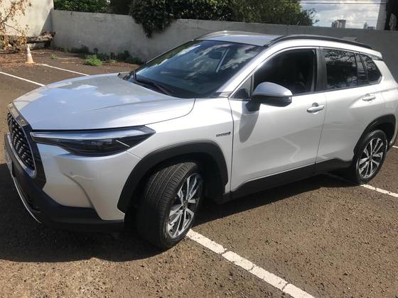 TOYOTA COROLLA CROSS 1.8 VVT-I HYBRID FLEX XRV CVT TOYOTA COROLLA CROSS 1.8 VVT-I HYBRID FLEX XRV CVT